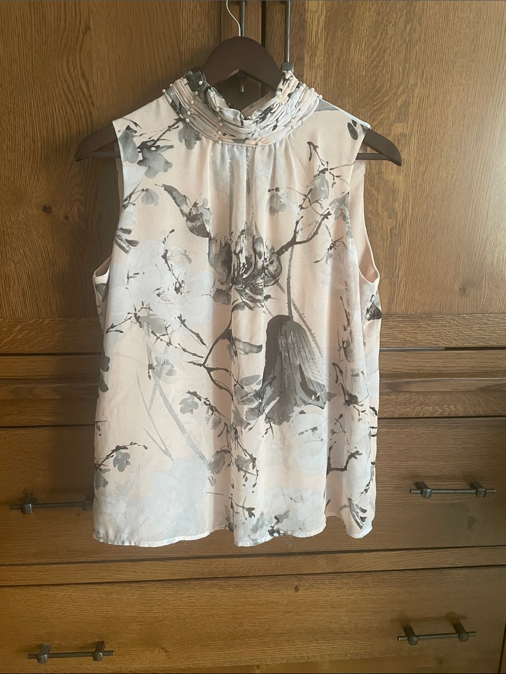 Karl Lagerfeld Blush and Gray Floral High-Neck Sleeveless Camisole